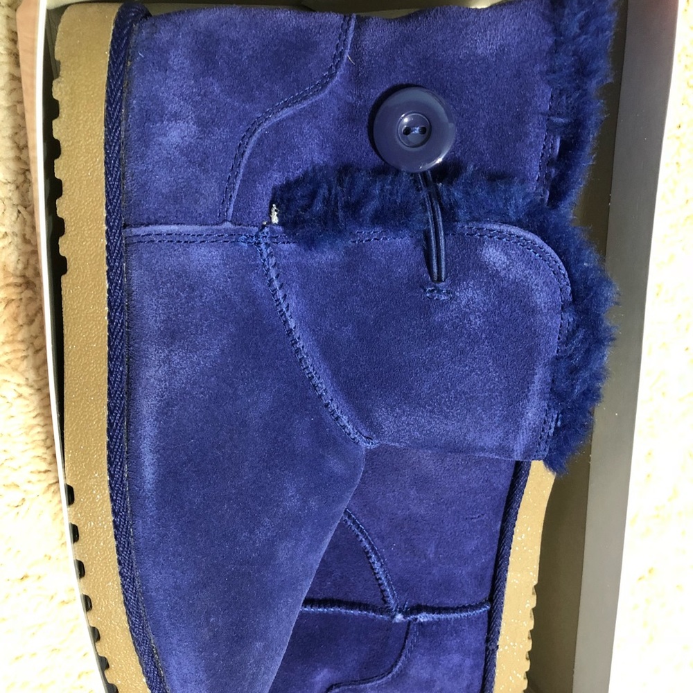 Faux fur boots